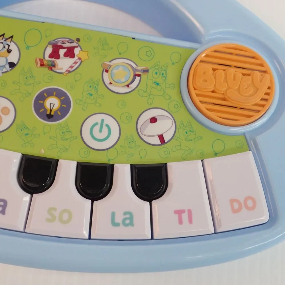Bluey Musical Toys Lot of 2 Vtech Drum Set & Kidz Toyz Bluey Keyboard